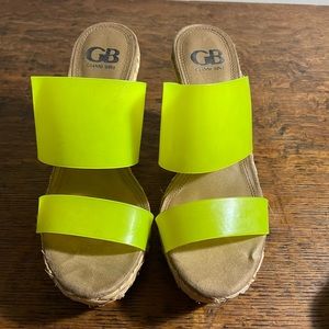 Gianni Bini women’s 8 1/2 lime green wedges gently worn